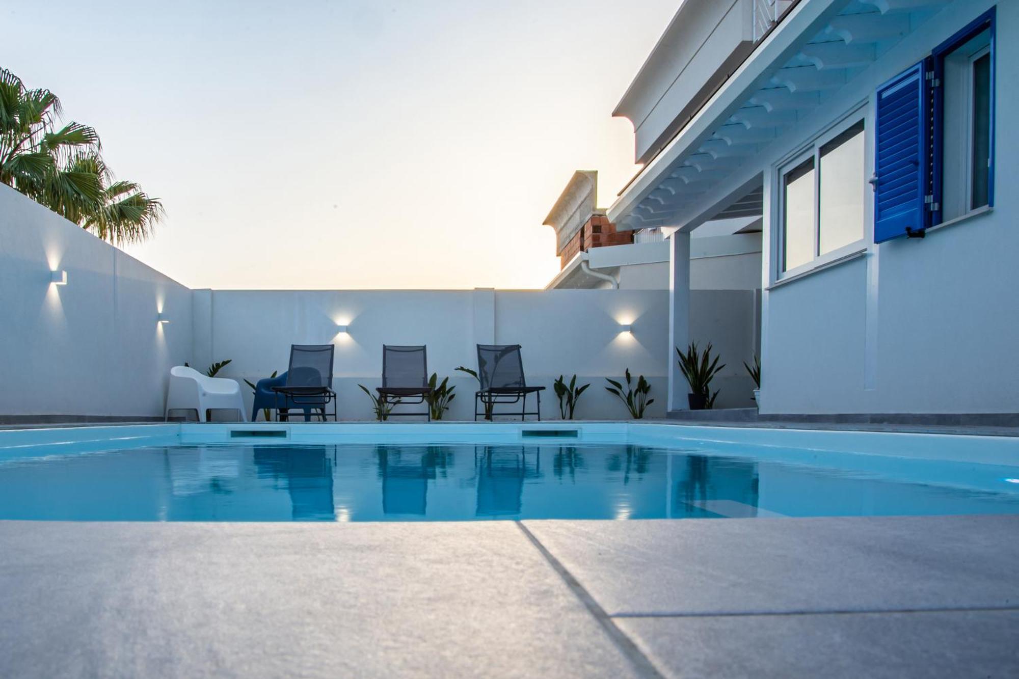 Onda Bianca Luxury Apartments レアルモンテ エクステリア 写真