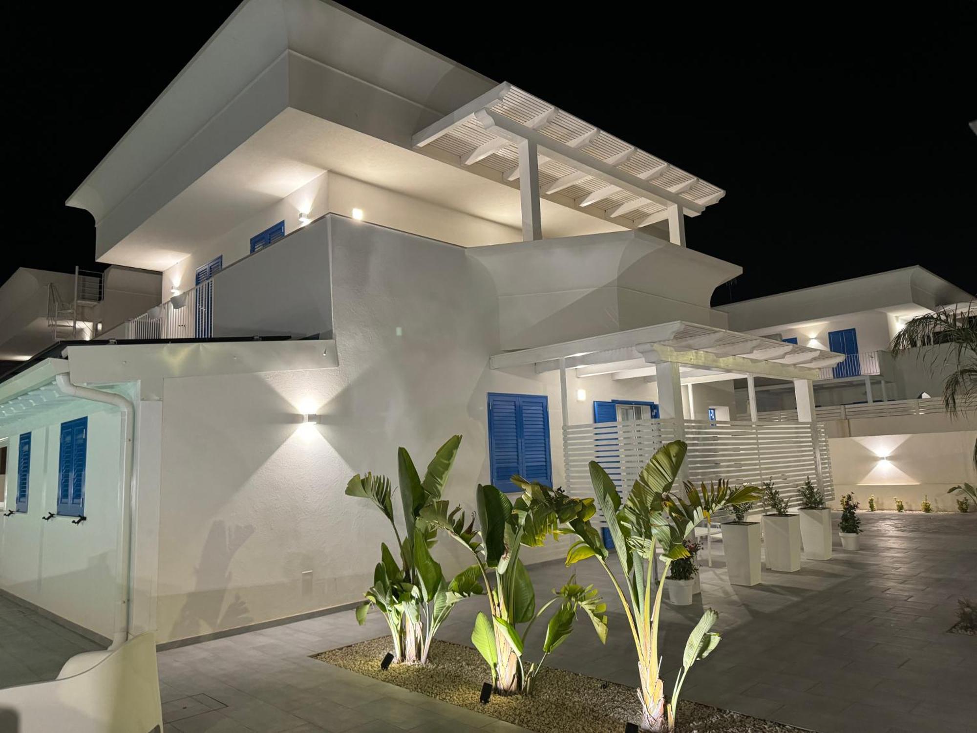 Onda Bianca Luxury Apartments レアルモンテ エクステリア 写真
